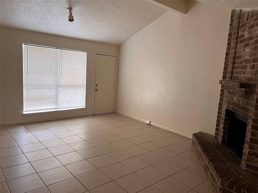 5415 Ridgemont Place - Photo 4