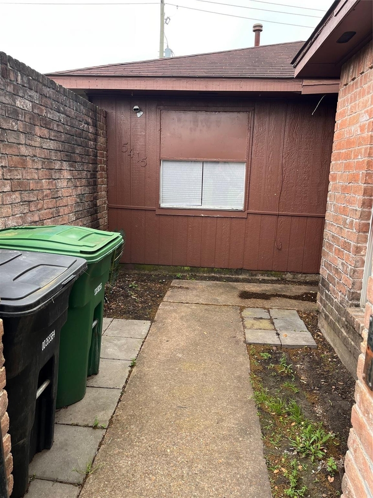 5415 Ridgemont Place - Photo 2