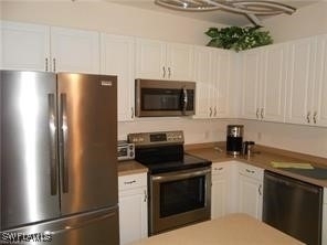 9621 Spanish Moss Way - Photo 8