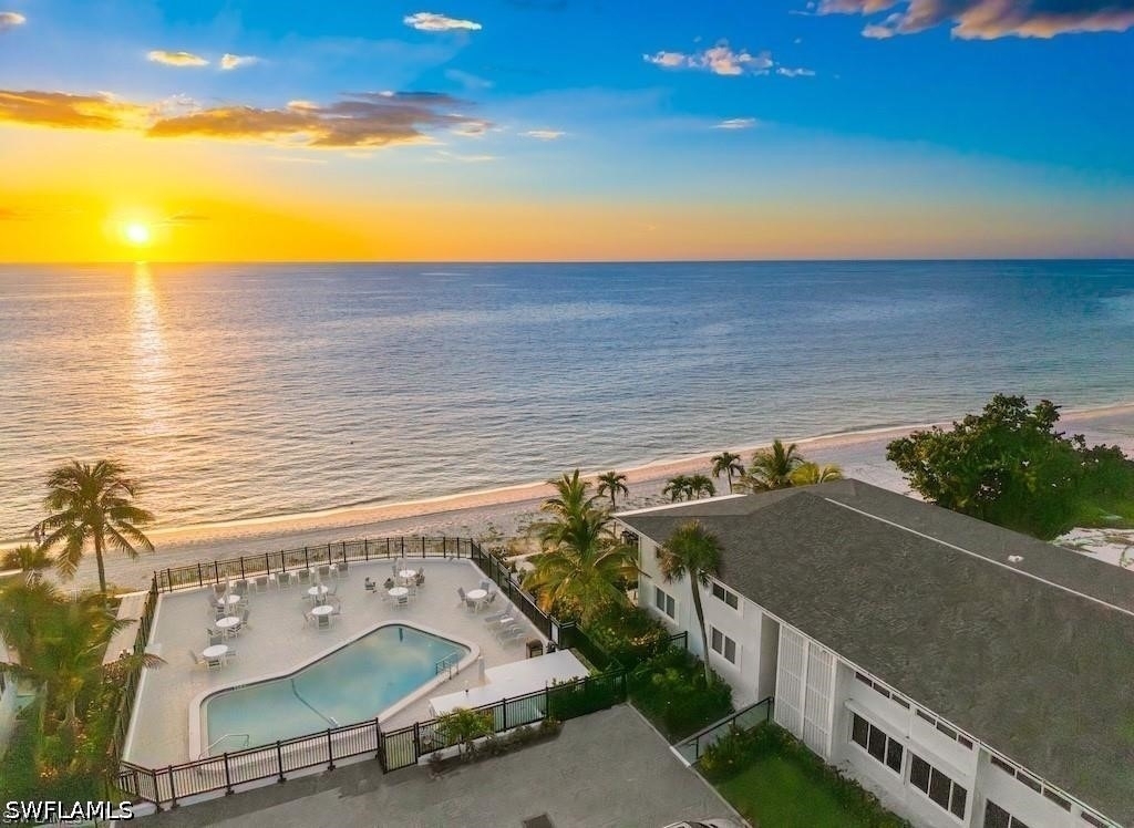 1065 Gulf Shore Boulevard N - Photo 33