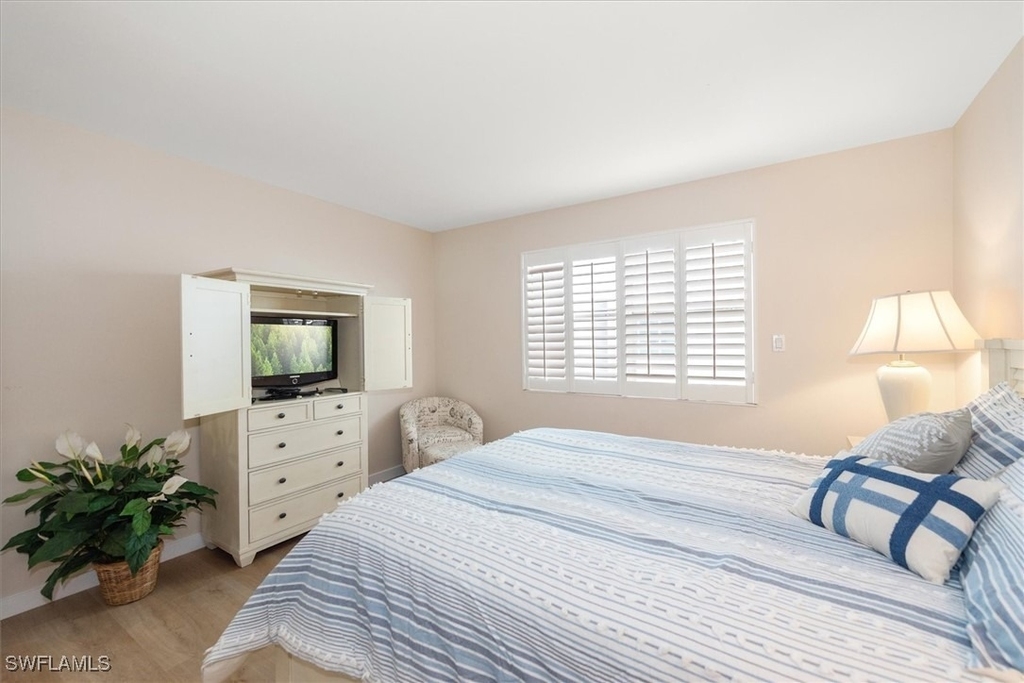 1065 Gulf Shore Boulevard N - Photo 21