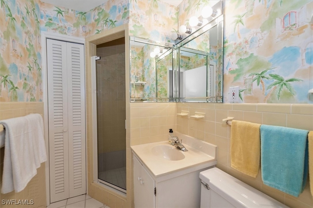 1065 Gulf Shore Boulevard N - Photo 18