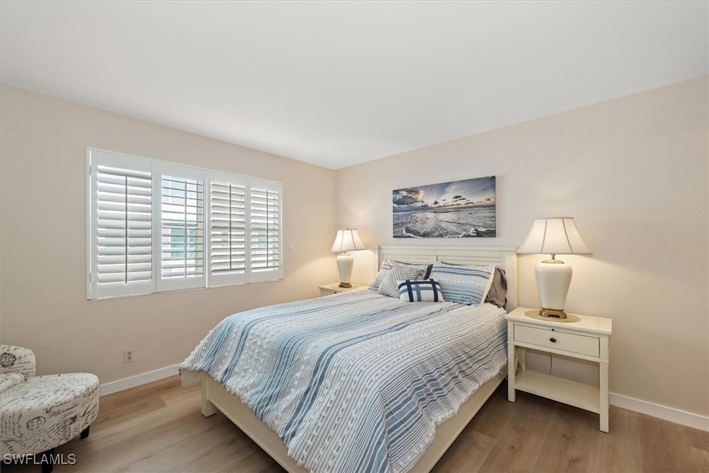1065 Gulf Shore Boulevard N - Photo 4