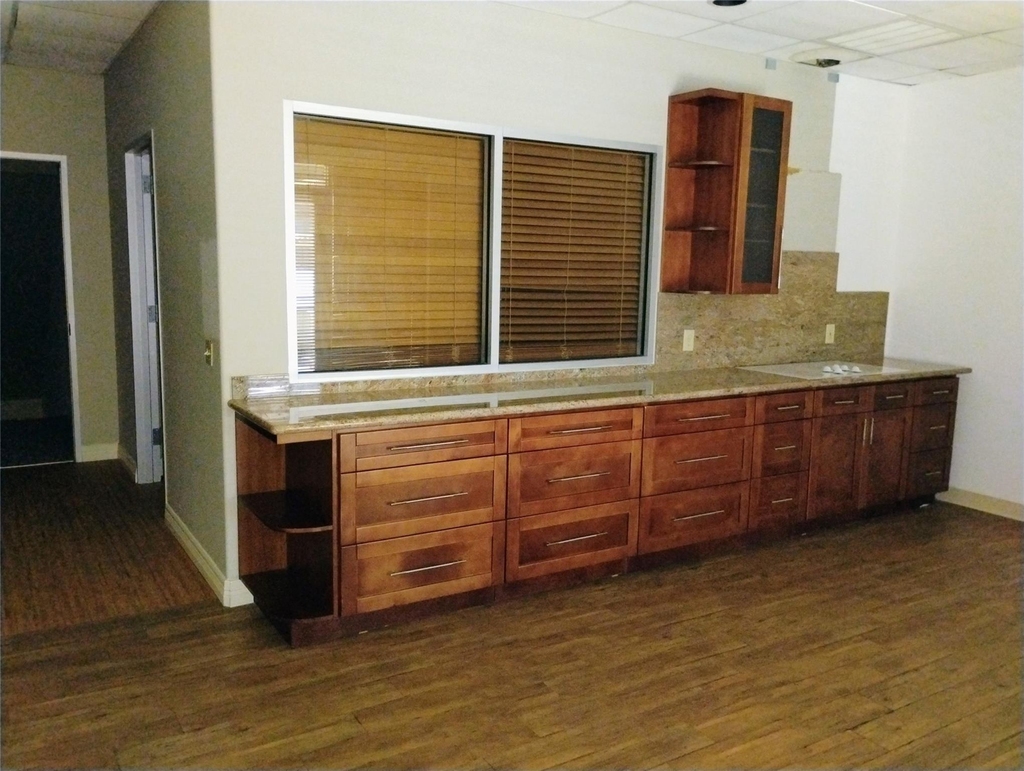 9788 Clarewood Drive - Photo 11