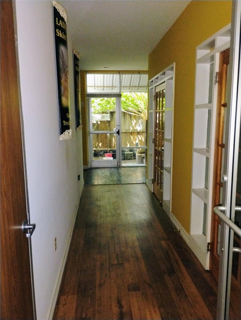 9788 Clarewood Drive - Photo 6