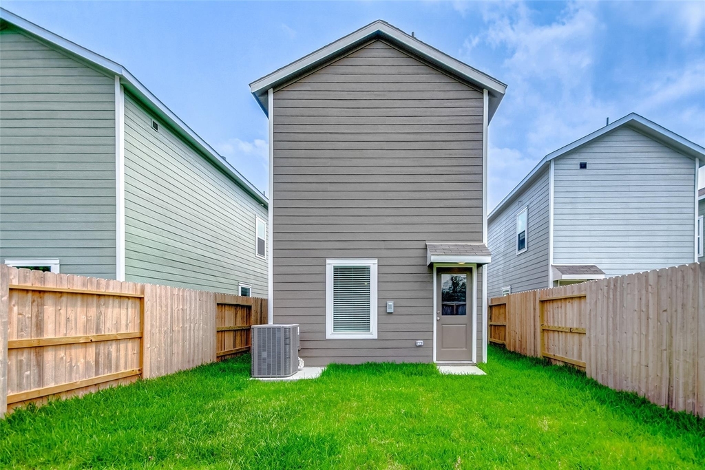 21535 Carosella Drive - Photo 23
