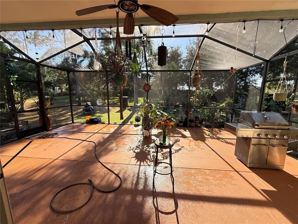 10703 Banfield Drive - Photo 9