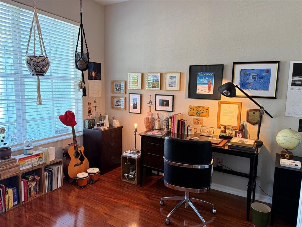 10703 Banfield Drive - Photo 4