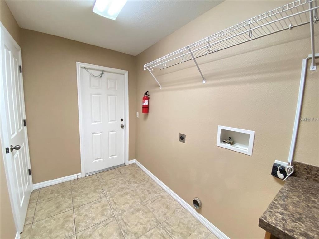 38647 Rose Ln - Photo 4