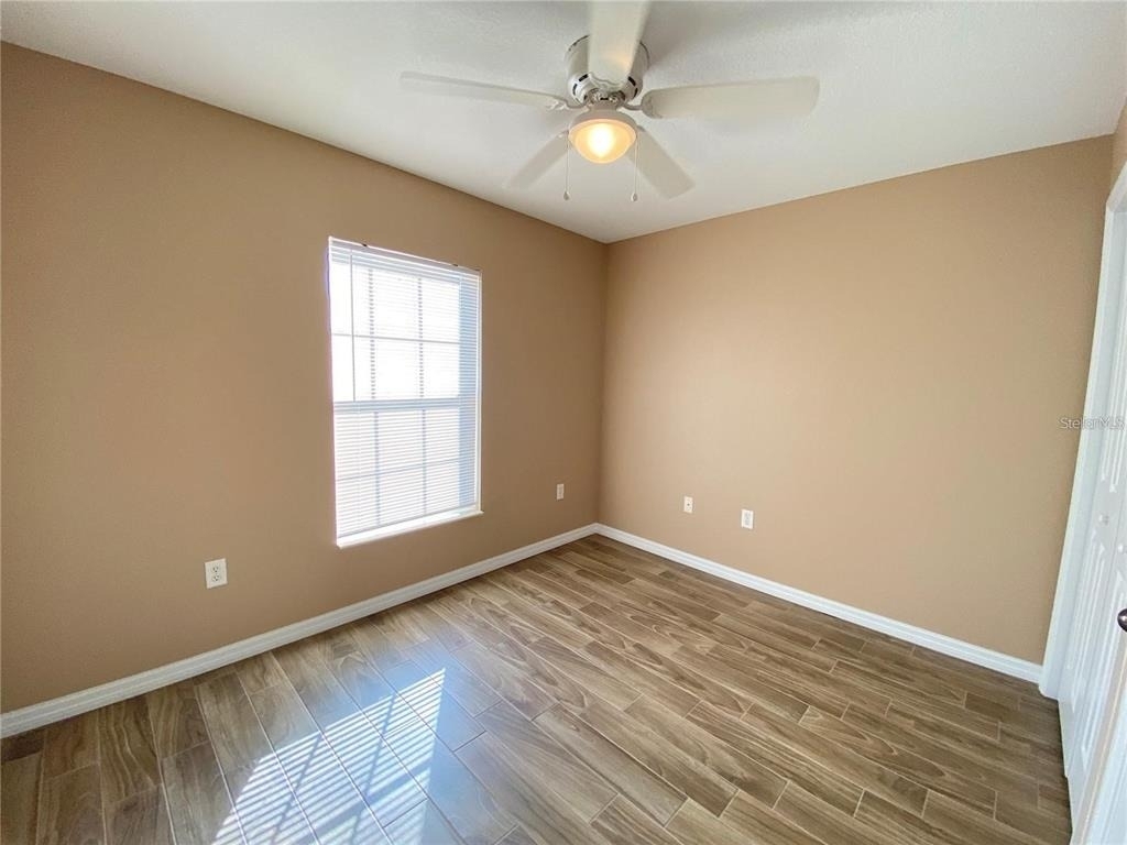 38647 Rose Ln - Photo 5