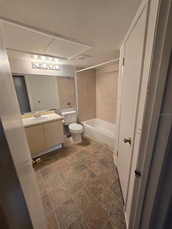 300 Lakepointe Drive - Photo 12