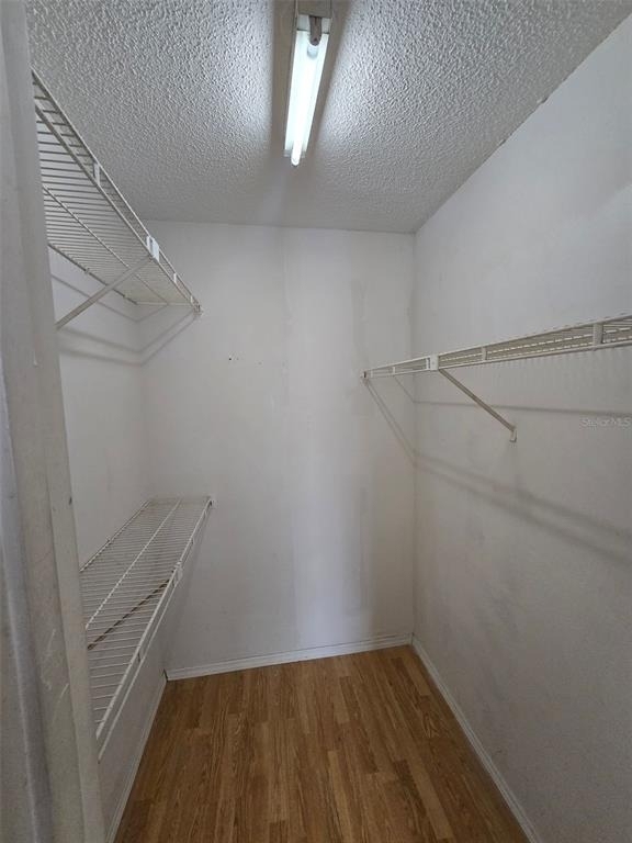 300 Lakepointe Drive - Photo 11