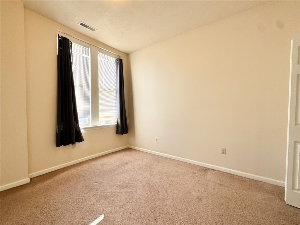 137 N Main St - Photo 5