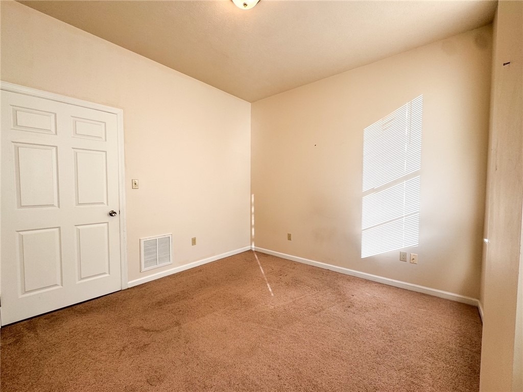 137 N Main St - Photo 6