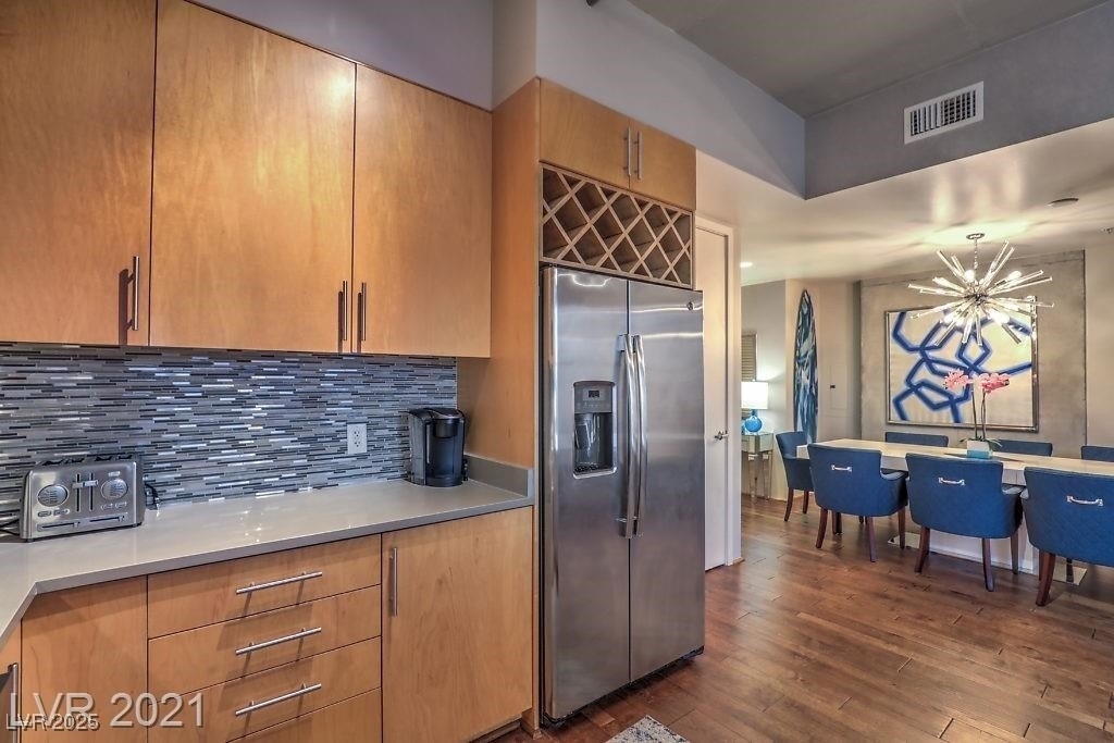 353 E Bonneville Avenue - Photo 10