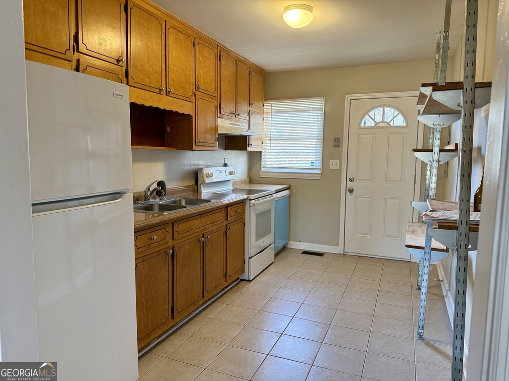 2913 Horse Shoe Drive - Photo 2