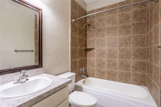 400 E Pearl - Photo 19