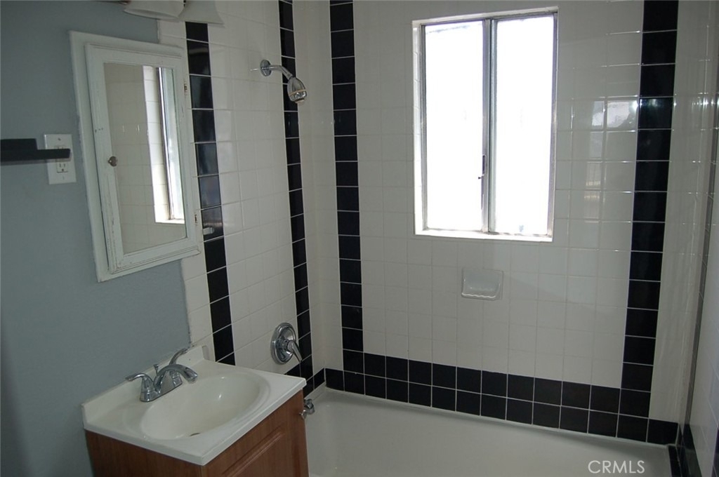422 W Palm Street - Photo 9