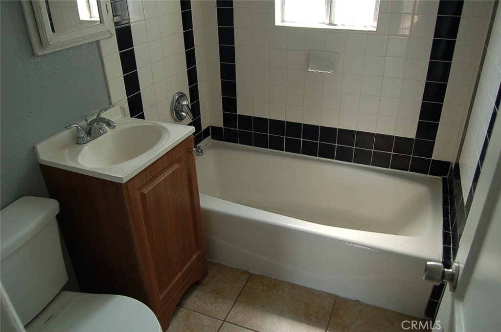 422 W Palm Street - Photo 8