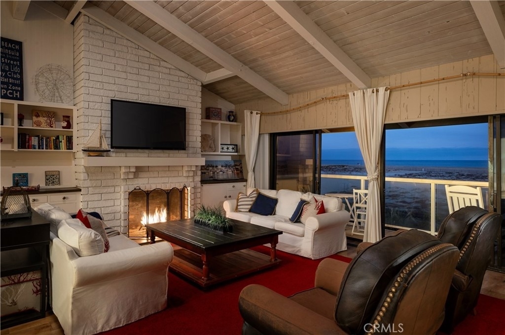 1303 E Balboa Boulevard - Photo 18