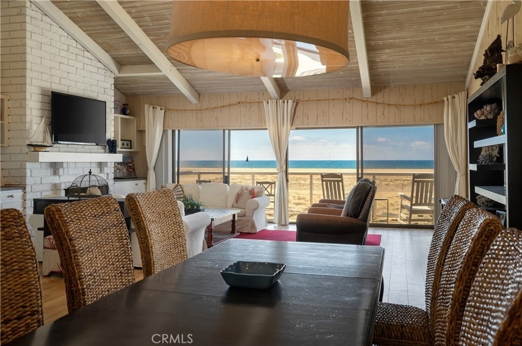 1303 E Balboa Boulevard - Photo 6
