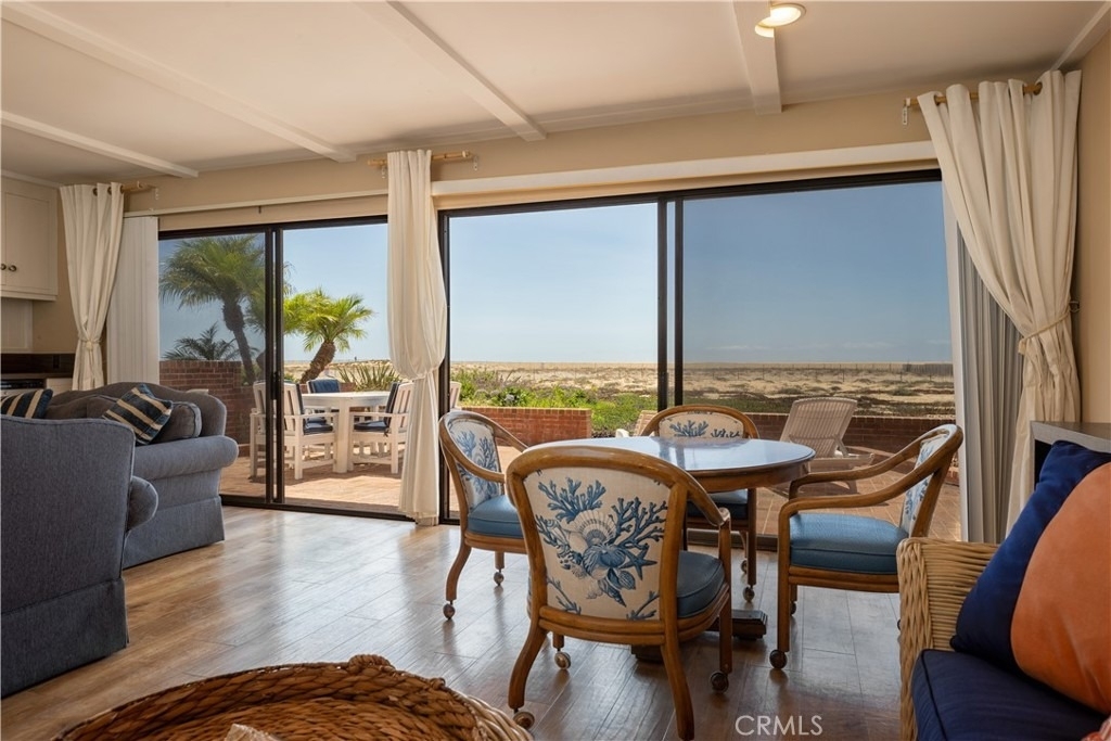 1303 E Balboa Boulevard - Photo 11
