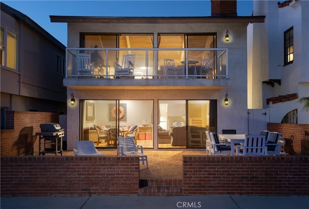 1303 E Balboa Boulevard - Photo 25