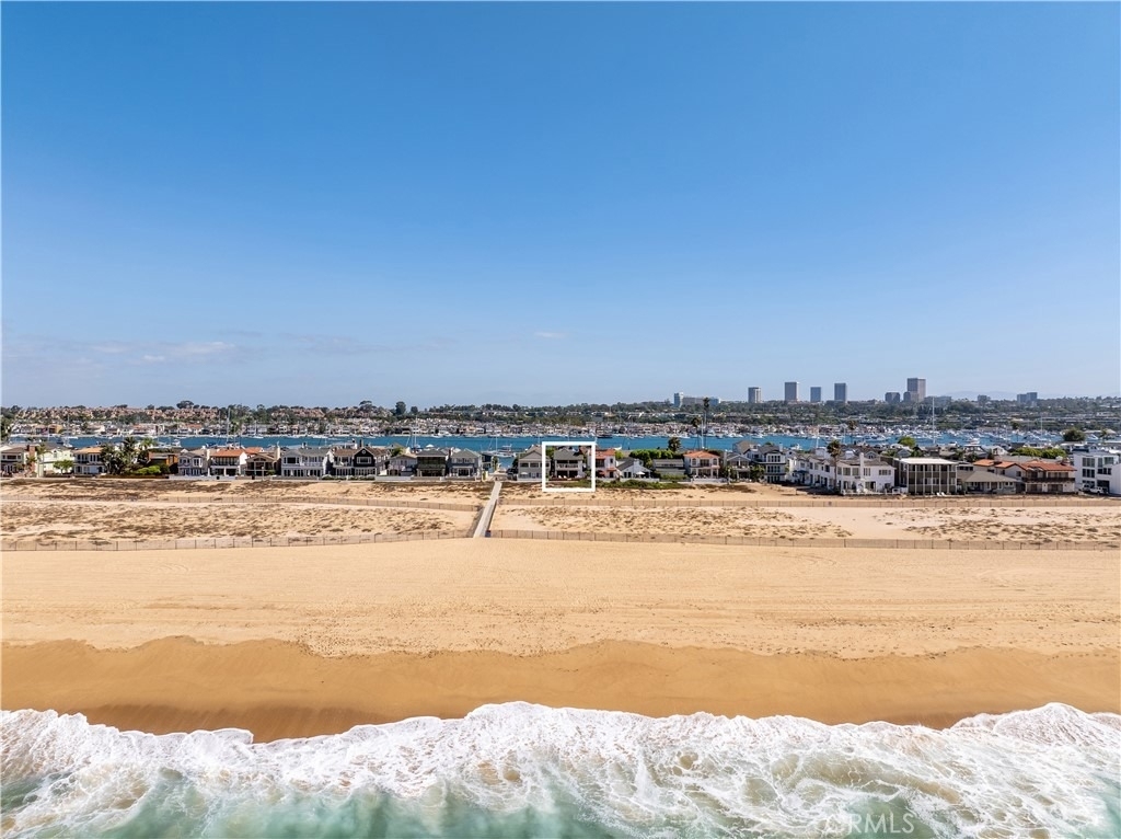 1303 E Balboa Boulevard - Photo 17