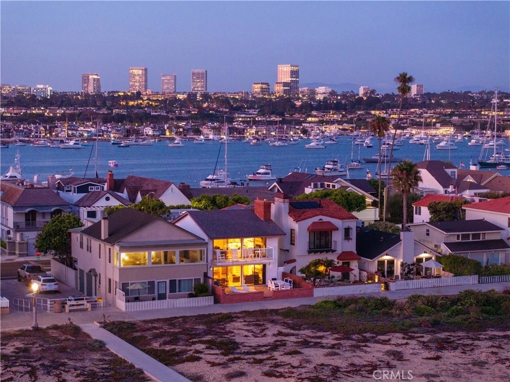 1303 E Balboa Boulevard - Photo 23