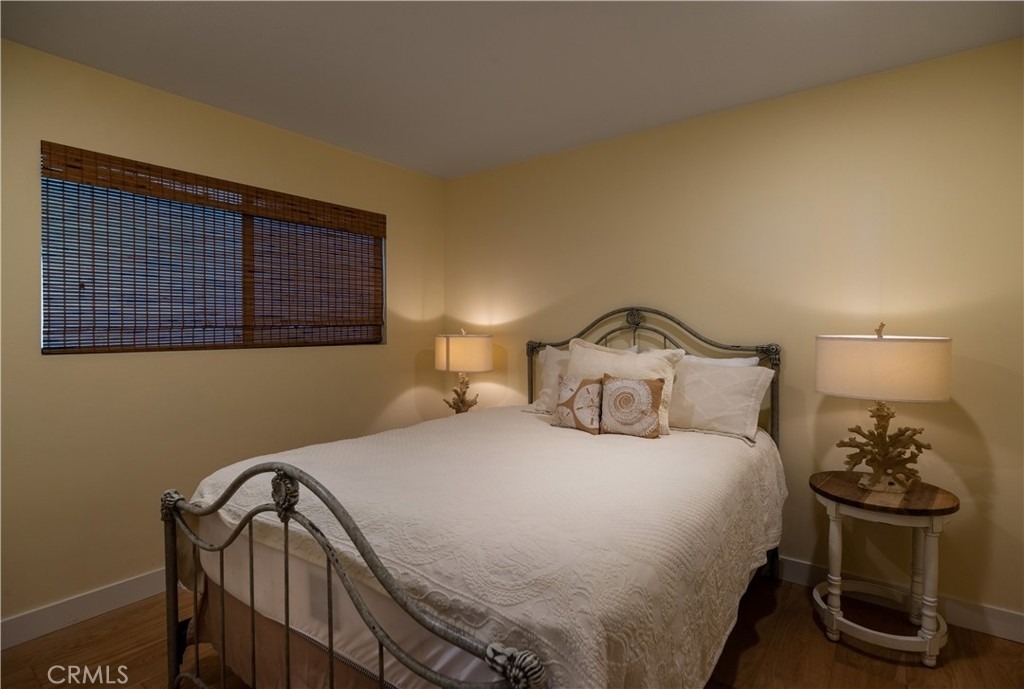 1303 E Balboa Boulevard - Photo 21