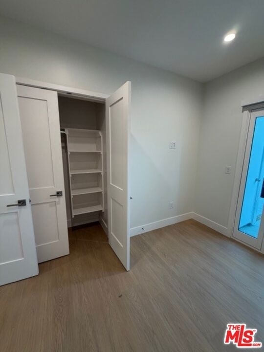 5191 5191 Lindley Avenue - Photo 4