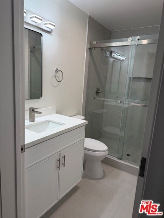 5191 5191 Lindley Avenue - Photo 1