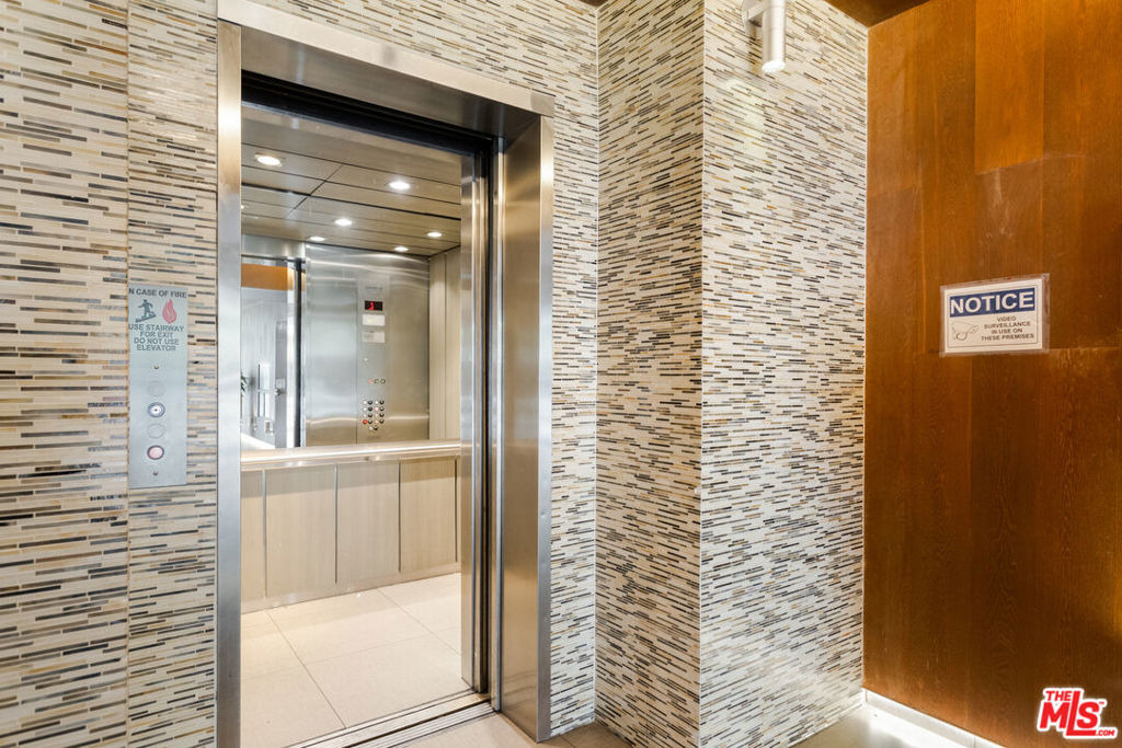 1818 Thayer Avenue - Photo 27