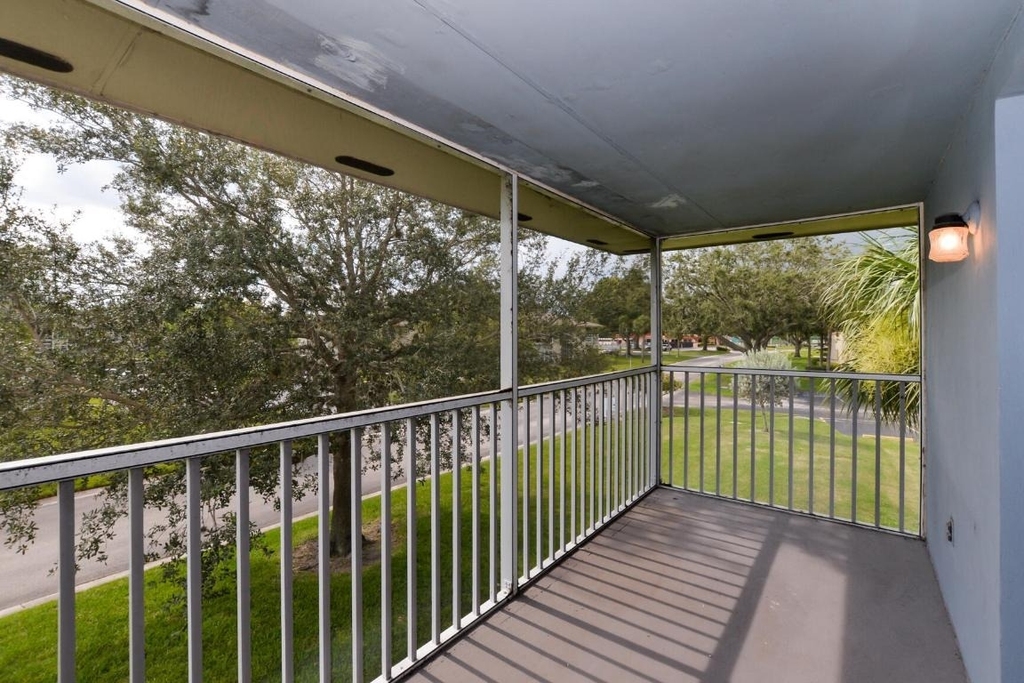 8 Lake Vista Trail - Photo 14
