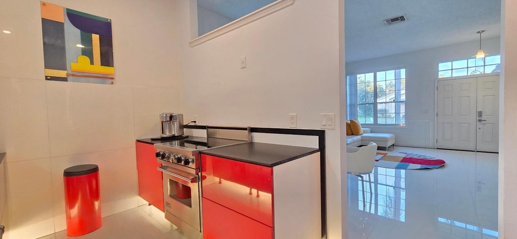 661 Lake Wellington Drive - Photo 10
