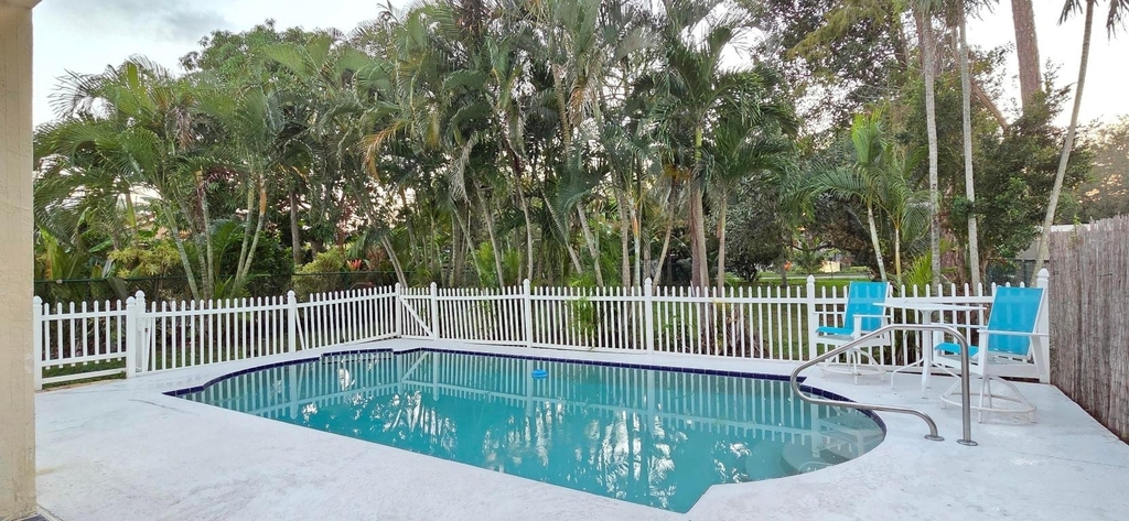 661 Lake Wellington Drive - Photo 49