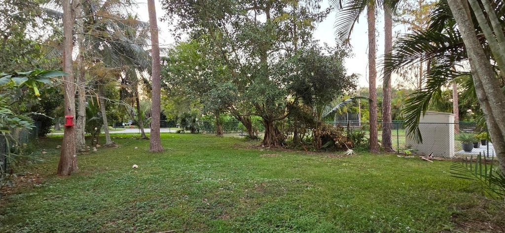 661 Lake Wellington Drive - Photo 48