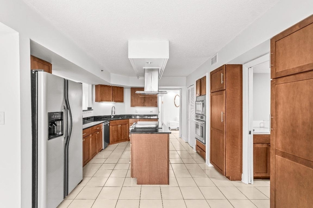 7201 Promenade Drive E - Photo 11