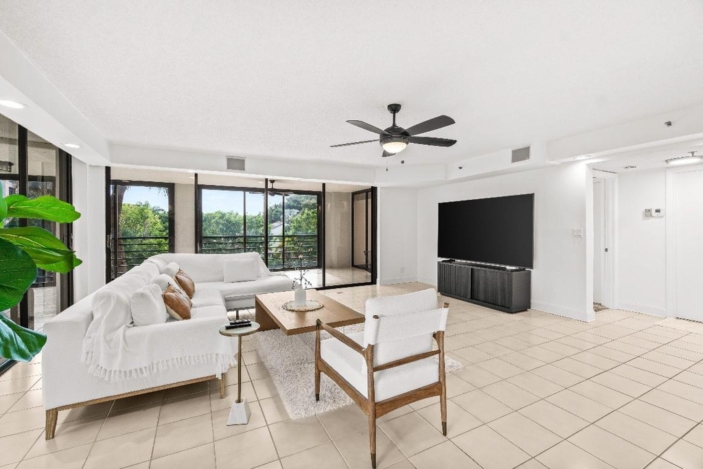 7201 Promenade Drive E - Photo 3