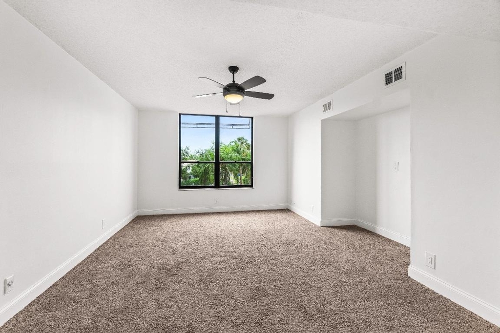 7201 Promenade Drive E - Photo 33