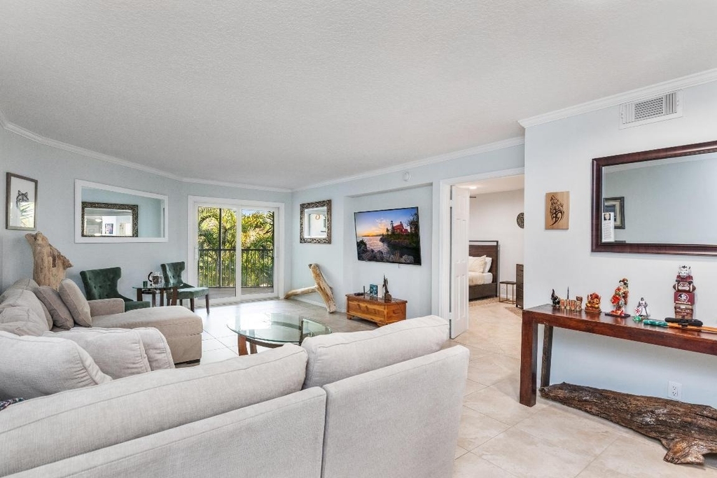 961 S Ocean Drive - Photo 11