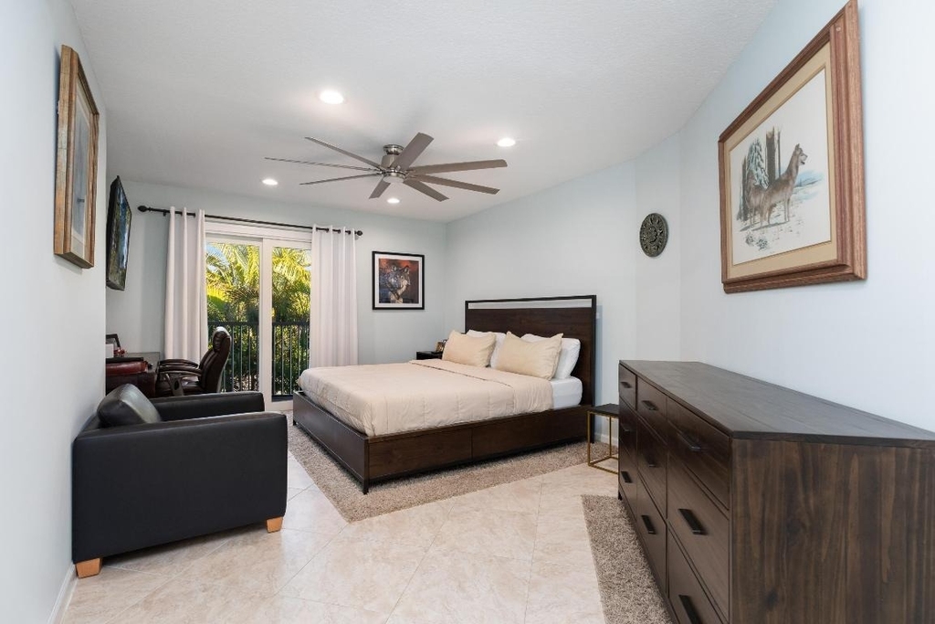 961 S Ocean Drive - Photo 2