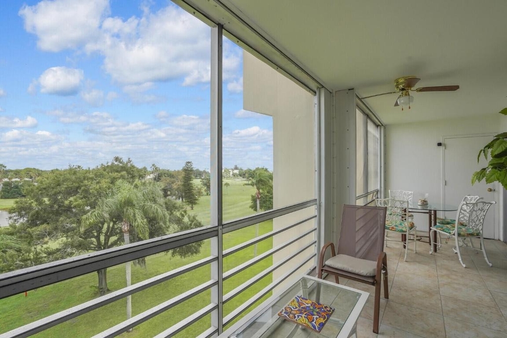 3959 Via Poinciana - Photo 2