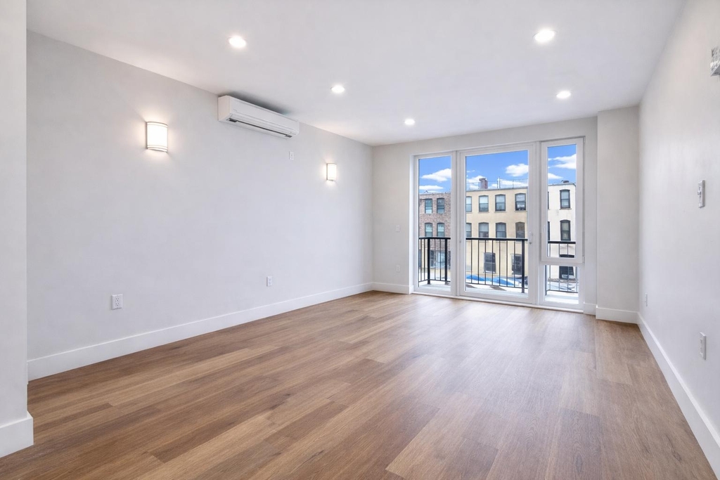 91 Bruckner Blvd - Photo 2