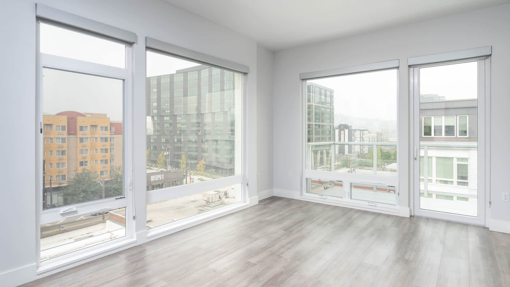 285 8th Ave N. - Photo 9