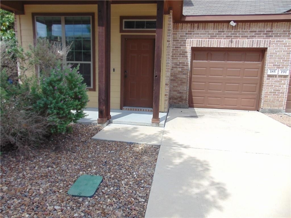 185 Creekside Villa Dr - Photo 1