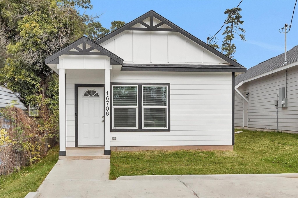 16706 E Hammon - Photo 0