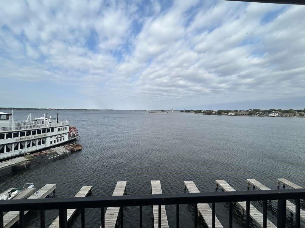 7039 Kingston Cove Lane - Photo 1
