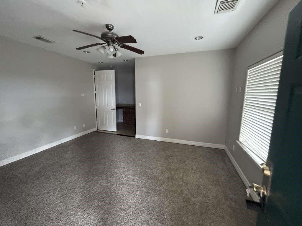 7039 Kingston Cove Lane - Photo 10