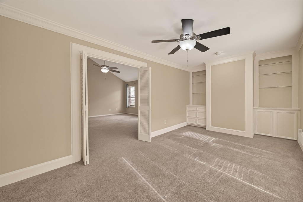2413 Potomac Drive - Photo 16